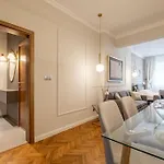 Апартаменты Calm, Luxury Apartment, Premium Location At Ndk! *