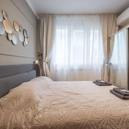 Calm, Luxury Apartment, Premium Location At Ndk!