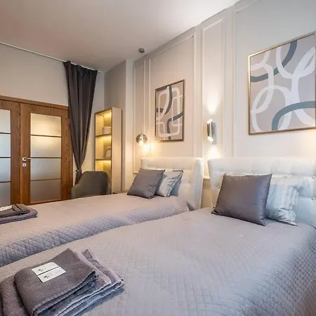 Calm, Luxury Apartment, Premium Location At Ndk! Sofia