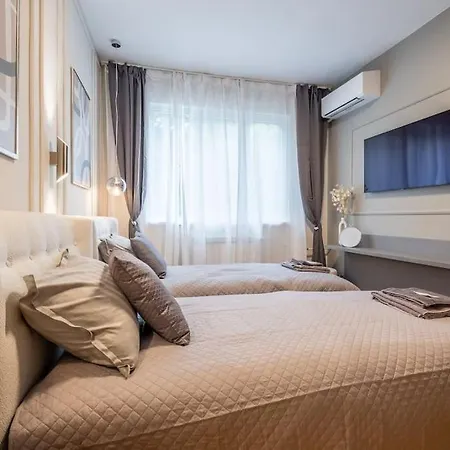 Calm, Luxury Apartment, Premium Location At Ndk! * Sofia