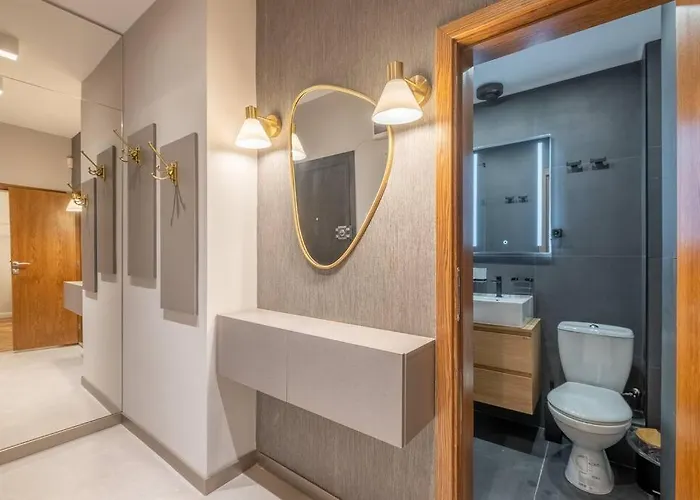 Calm, Luxury Apartment, Premium Location At Ndk! *