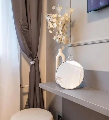 Calm, Luxury Apartment, Premium Location At Ndk! * Sofia