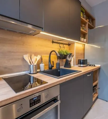 Apartament Calm, Luxury Apartment, Premium Location At Ndk! *