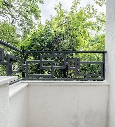 Calm, Luxury Apartment, Premium Location At Ndk! *