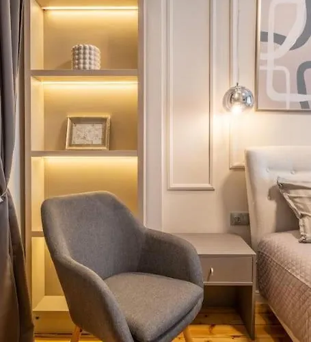 Apartament Calm, Luxury Apartment, Premium Location At Ndk! *