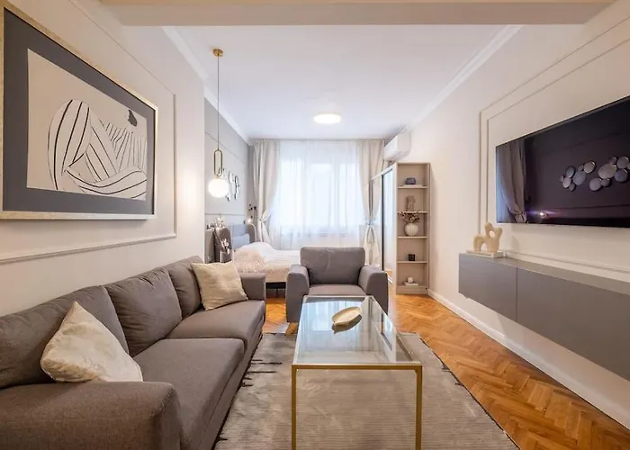 Apartament Calm, Luxury Apartment, Premium Location At Ndk! Sofia