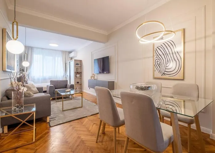 Calm, Luxury Apartment, Premium Location At Ndk! Sofia