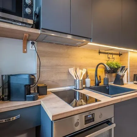 Calm, Luxury Apartment, Premium Location At Ndk! Sofia