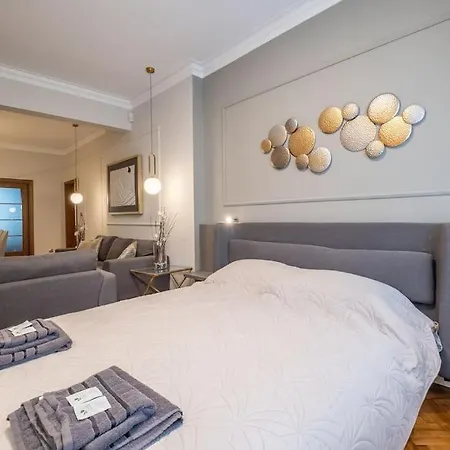 Calm, Luxury Apartment, Premium Location At Ndk! Sofia