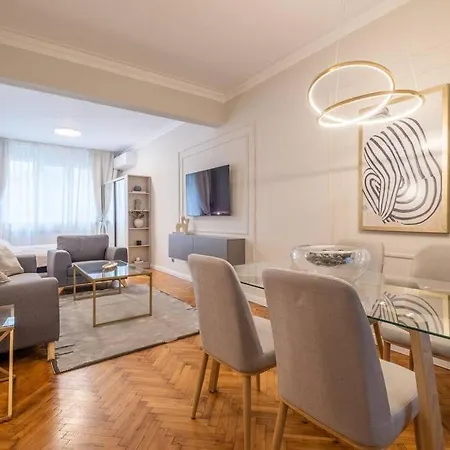 Calm, Luxury Apartment, Premium Location At Ndk! Sofia