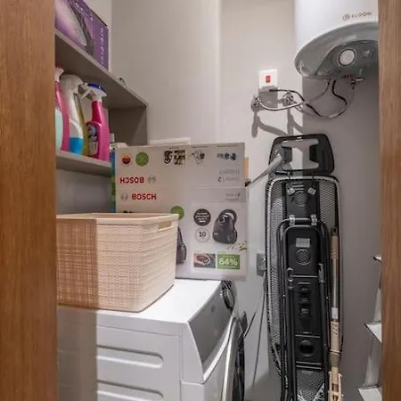 Calm, Luxury Apartment, Premium Location At Ndk!